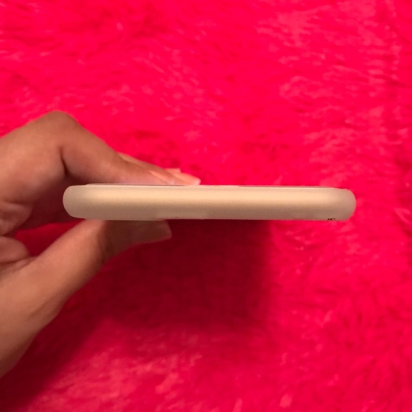 NEW iPhone 7+/8+ Floral Case - Picture 3 of 7